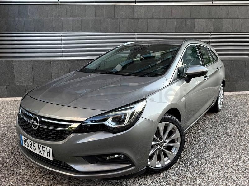 Usado Opel Astra Excellence 136 CV (100 kW) 2017 Gris / plata Familiar