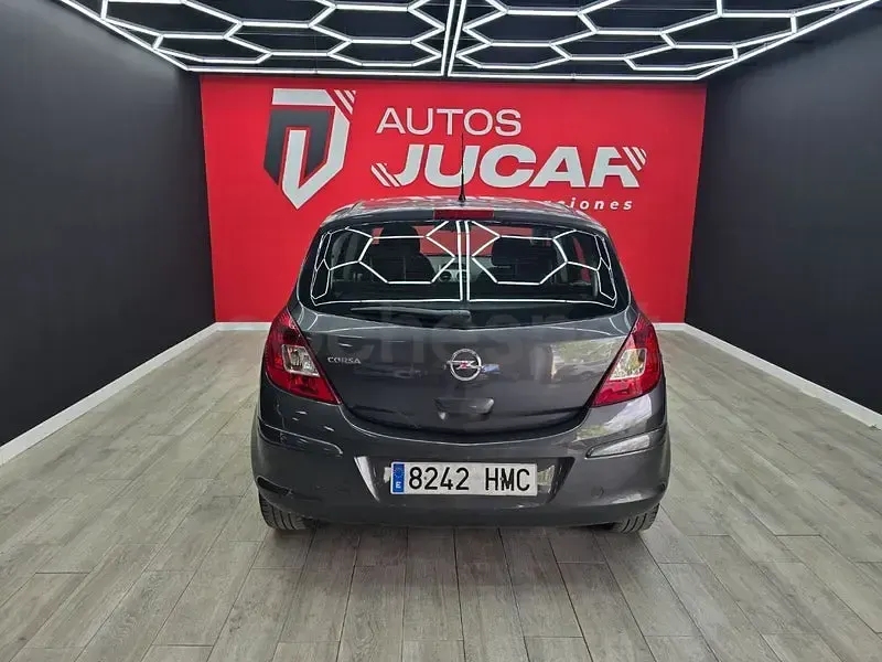Usado Opel Corsa Selective 85 CV (62 kW) 2012 Gris / plata Utilitario