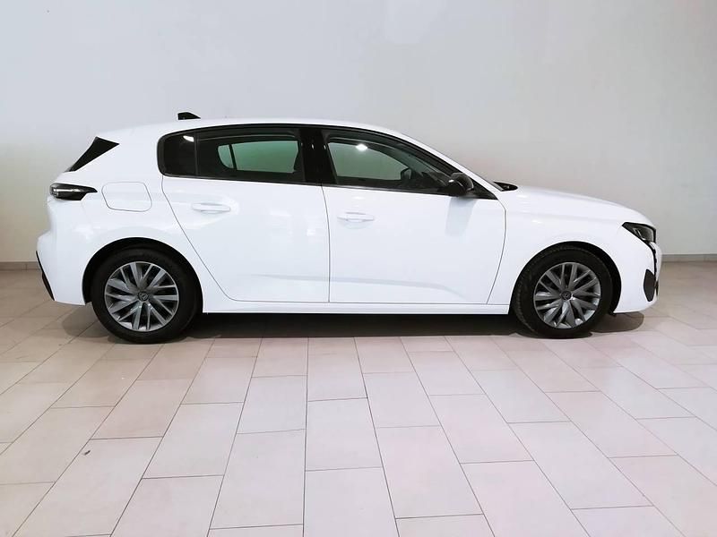 Usado Peugeot 308 Active 110 CV (80 kW) 2022 Blanco Berlina