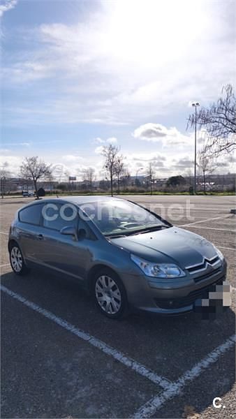 Usado Citroën C4 VTR Sport 110 CV (80 kW) 2006 Gris / plata Berlina