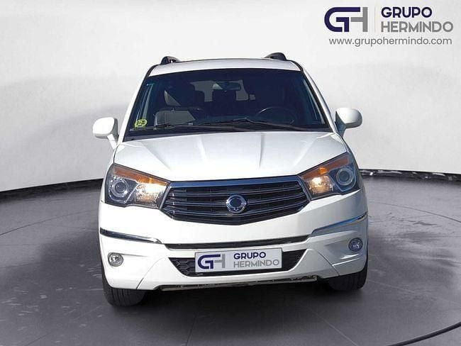 Usado Ssangyong (KGM) Rodius 155 CV (114 kW) 2014 Blanco Monovolumen
