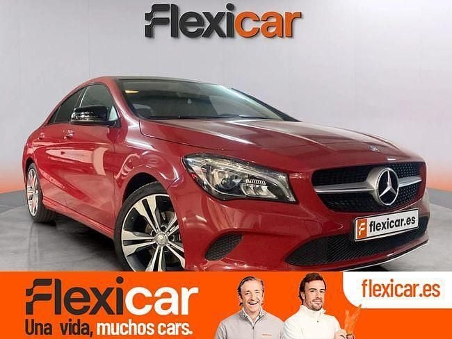 Usado Mercedes CLA200 136 CV (100 kW) 2016 Rojo Berlina