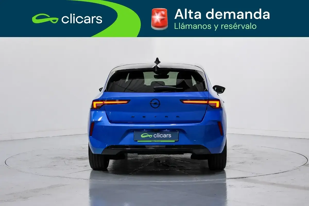 Usado Opel Astra S 130 CV (95 kW) 2024 Azul Utilitario