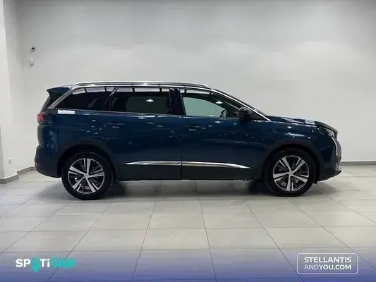 Usado Peugeot 5008 Allure 130 CV (95 kW) 2024 SUV