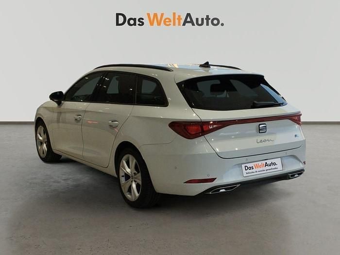Usado Seat Leon FR 150 CV (110 kW) 2024 Blanco