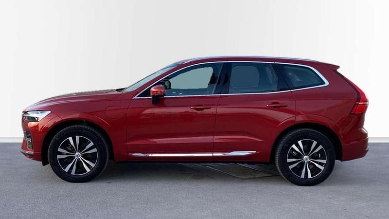 Usado Volvo XC60 Core 351 CV (258 kW) 2024 Rojo SUV