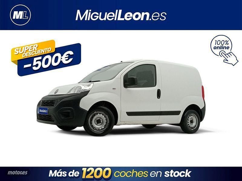Blanco Usado 2018 Fiat Fiorino Monovolumen | 9985 € (Precio justo) - Imagen 1/3