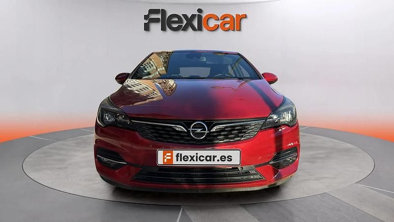 Usado Opel Astra GS Line 131 CV (96 kW) 2020 Rojo Familiar
