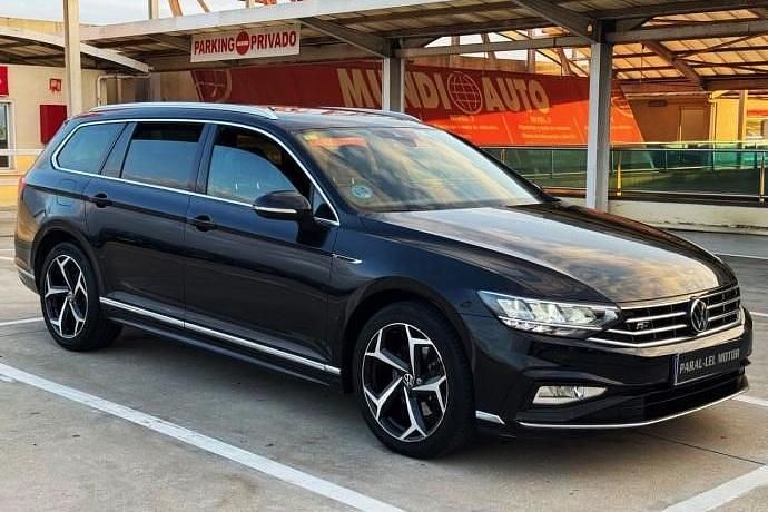 Usado 2020 VW Passat R-line Familiar | 18.900 € (Precio justo) - Imagen 1/4