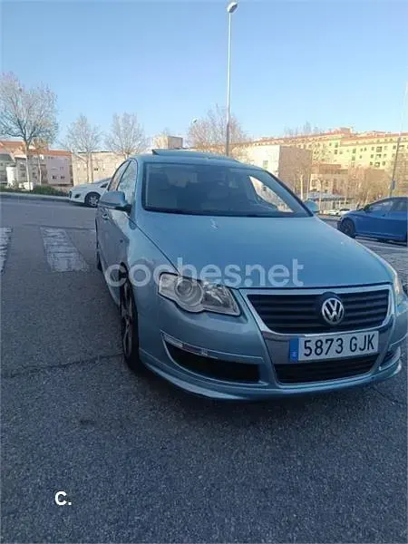 Usado VW Passat Sportline 200 CV (147 kW) 2006 Azul Berlina
