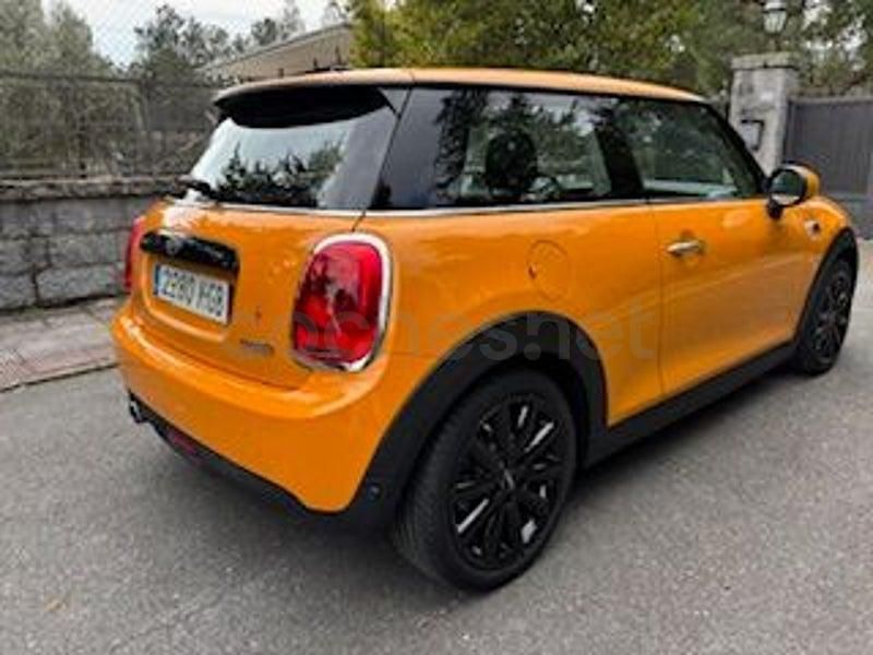 Usado Mini Cooper 136 CV (100 kW) 2017 Naranja Utilitario