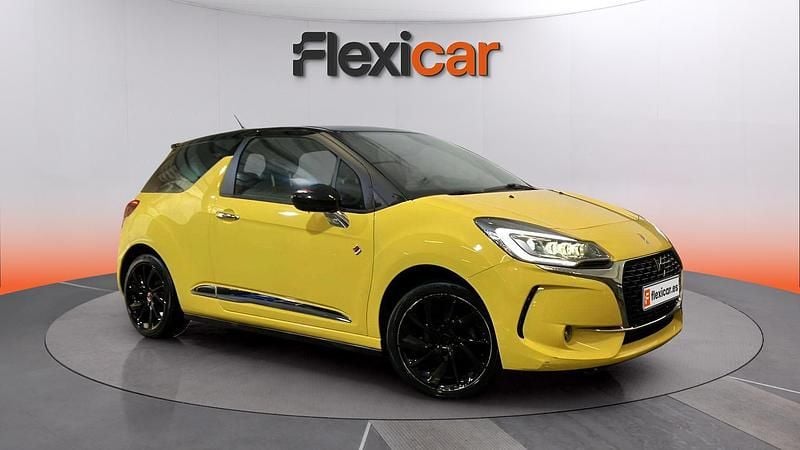 Usado DS Automobiles DS3 Performance 110 CV (80 kW) 2018 Amarillo Berlina