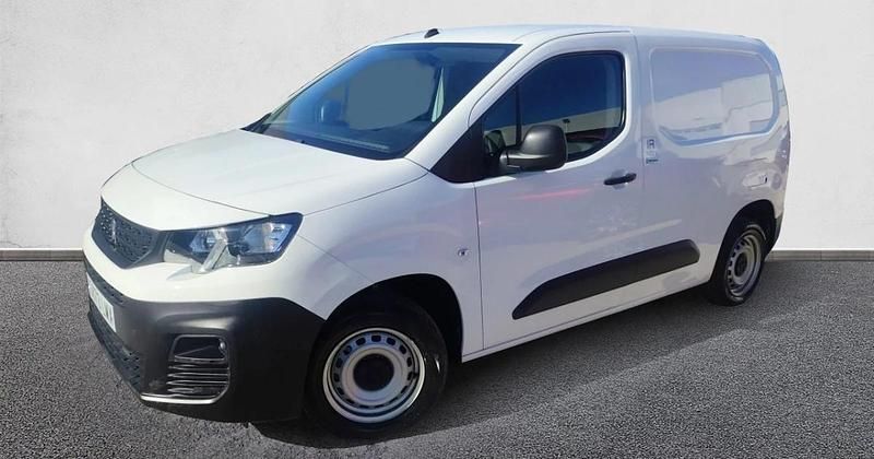 Usado 2021 Peugeot Partner S Monovolumen | 15.900 € (Caro) - Imagen 1/4