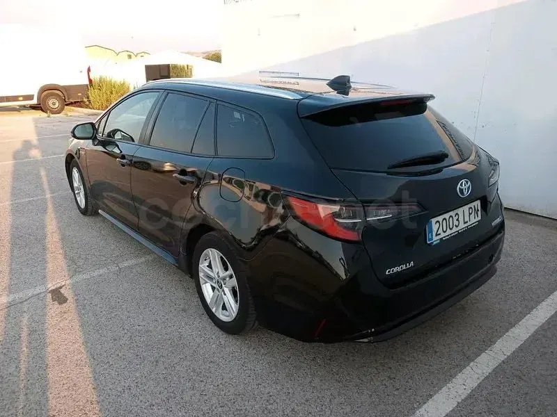 Usado Toyota Corolla Business Edition 122 CV (89 kW) 2021 Negro Familiar