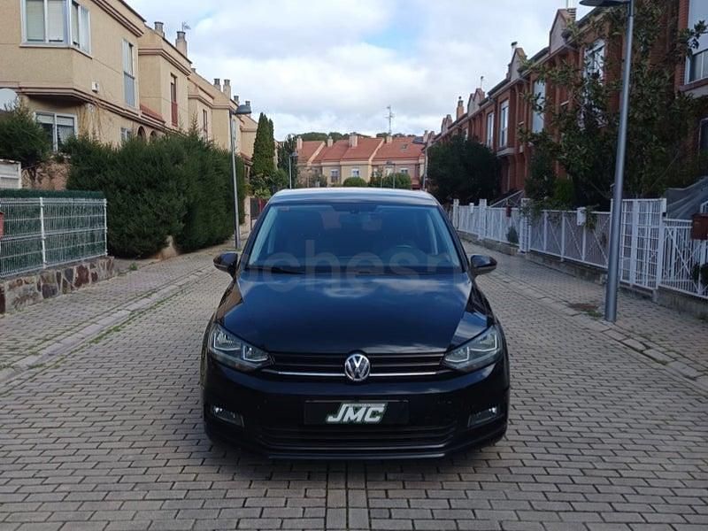 Usado VW Touran Advance 110 CV (80 kW) 2015 Negro Monovolumen