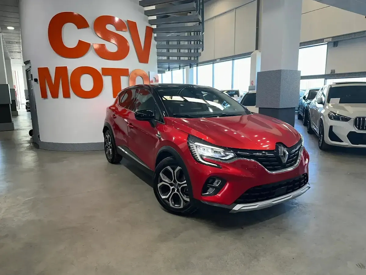 Usado Renault Captur Intens 160 CV (117 kW) 2021 Rojo SUV