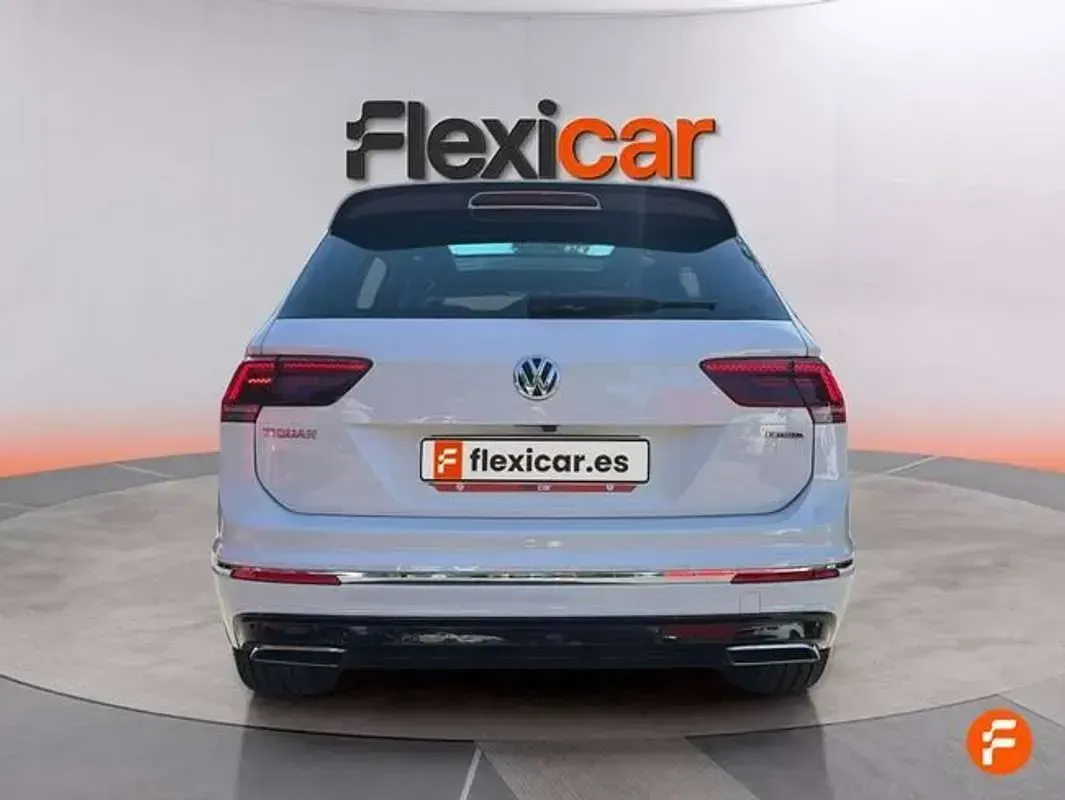 Usado VW Tiguan Sportline 240 CV (176 kW) 2019 Blanco SUV