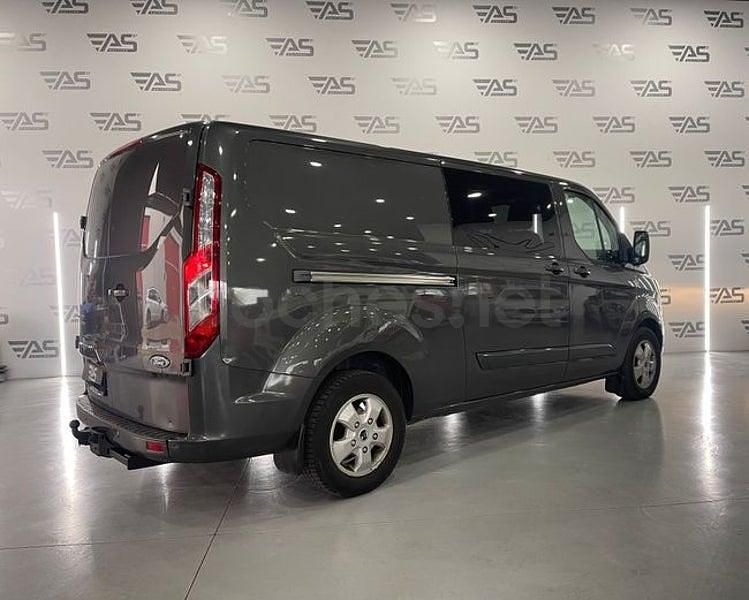 Usado Ford Tourneo Titanium 125 CV (91 kW) 2016 Gris / plata Monovolumen