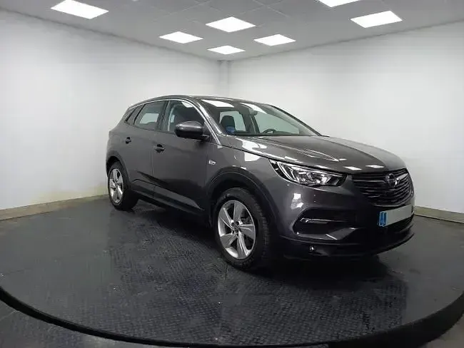 Usado Opel Grandland X Edition 226 CV (166 kW) 2021 Gris SUV