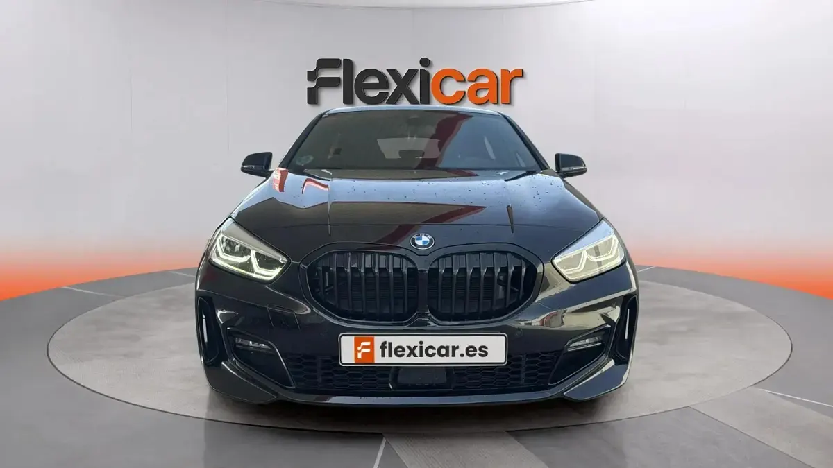 Usado BMW 118 150 CV (110 kW) 2021 Negro Utilitario