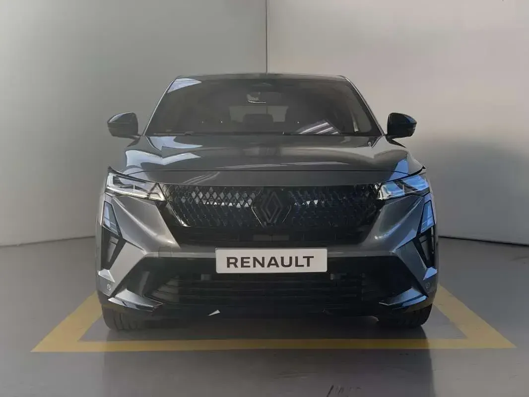 Usado Renault Rafale Esprit Alpine 200 CV (147 kW) 2025 Gris SUV