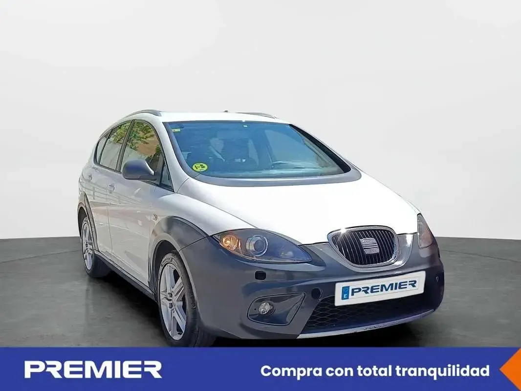 Usado Seat Altea 140 CV (102 kW) 2010 Blanco SUV