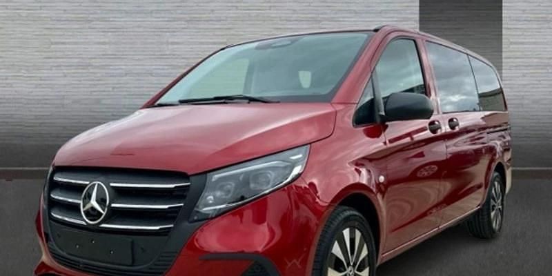 Nuevo Mercedes Vito 163 CV (119 kW) 2026 Rojo Van