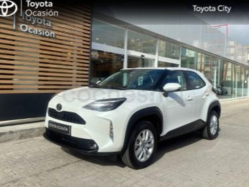 Usado Toyota Yaris Cross Active 116 CV (85 kW) 2023 Blanco SUV