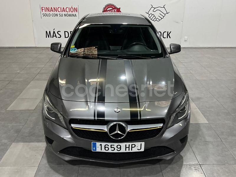 Usado Mercedes CLA180 AMG line 122 CV (89 kW) 2013 Gris / plata Berlina