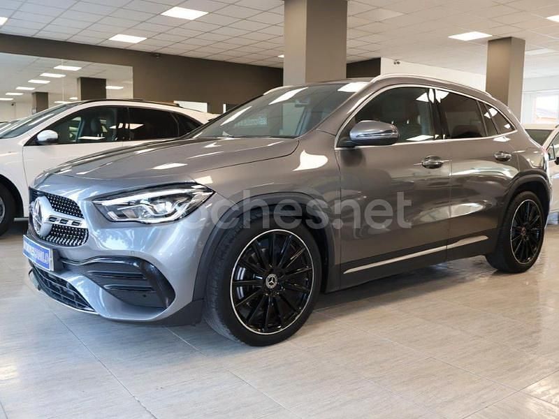 Käytetty Mercedes GLA200 150 HP (110 kW) 2020 Harmaa Katumaasturi