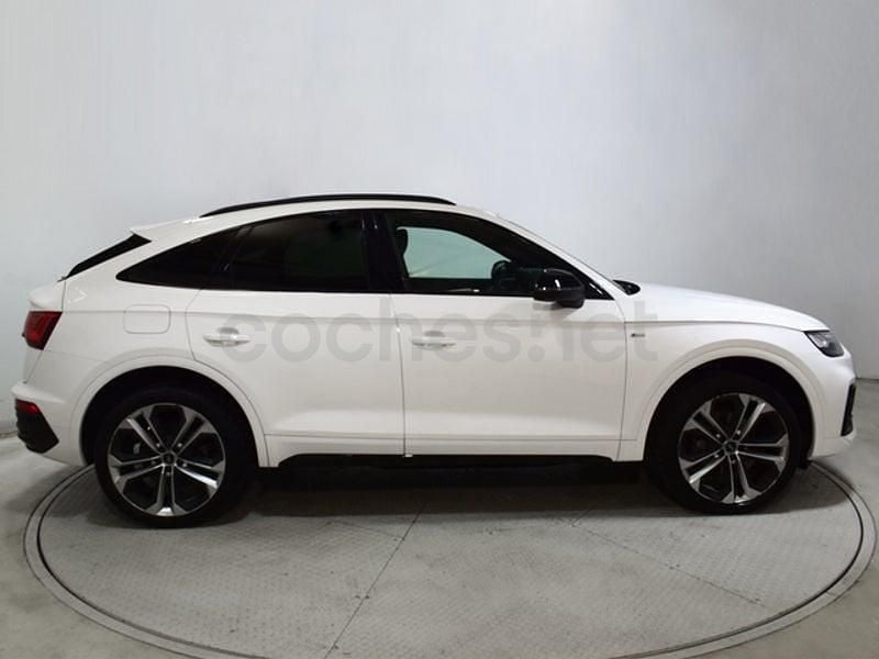 Używany Audi Q5 Sportback Sport 204 KM (150 kW) 2022 Biały SUV