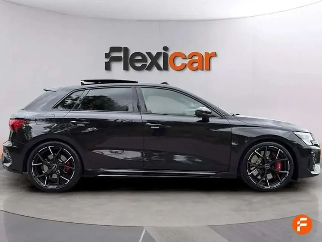 Usado Audi RS3 Sportback 400 CV (294 kW) 2022 Negro Utilitario