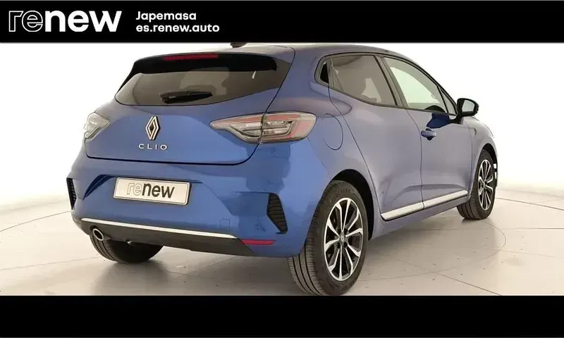 Käytetty Renault Clio V Techno 100 HP (73 kW) 2025 Sininen Sedan
