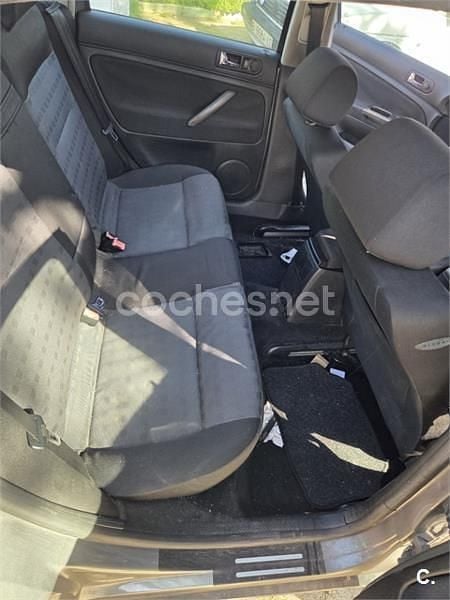 Usado VW Passat Edition 130 CV (95 kW) 2003 Gris / plata Berlina