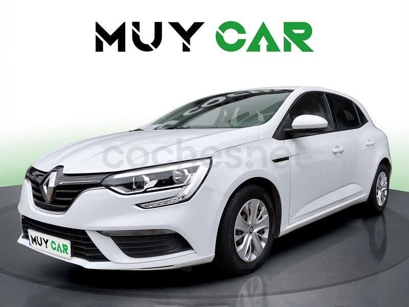 Usado Renault Mégane IV Business 90 CV (66 kW) 2016 Blanco Berlina