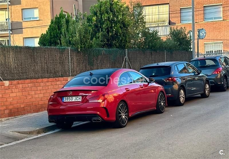 Usado Mercedes CLA200 AMG line 136 CV (100 kW) 2015 Rojo Berlina