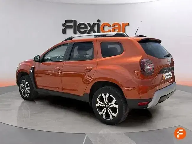 Usado Dacia Duster Prestige 100 CV (73 kW) 2021 Negro SUV