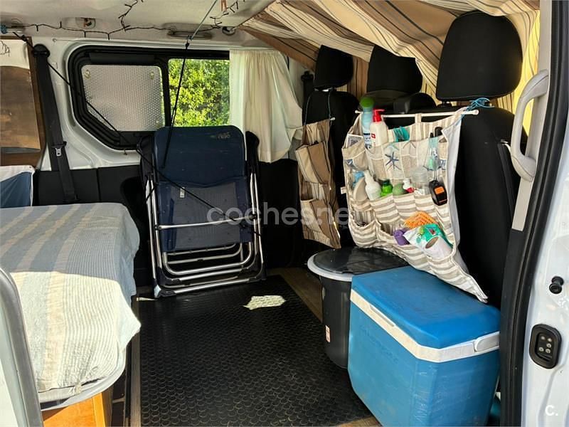 Usado Opel Vivaro 120 CV (88 kW) 2017 Blanco Monovolumen