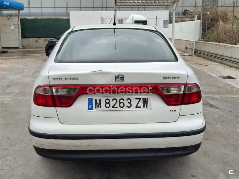 Usado Seat Toledo 110 CV (80 kW) 1999 Blanco Berlina