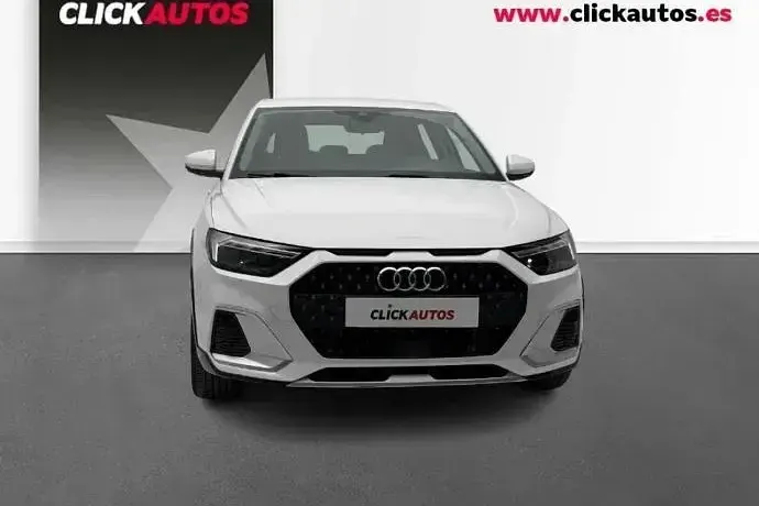 Käytetty Audi A1 110 HP (80 kW) 2023 Katumaasturi