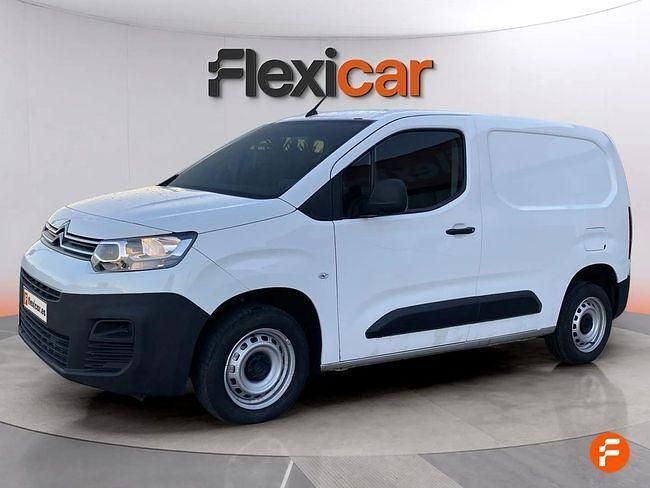 Usado Citroën Berlingo Feel 102 CV (75 kW) 2022 Blanco Monovolumen