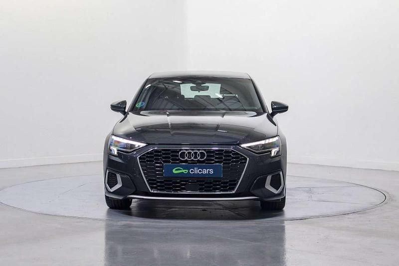 Usado Audi A3 Sportback Advanced 110 CV (80 kW) 2024 Gris Utilitario