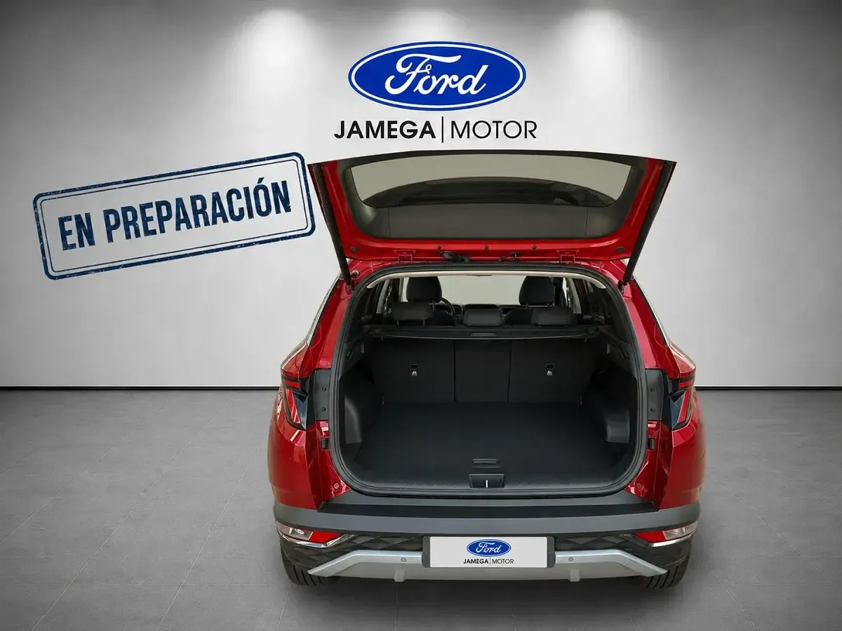 Usado Hyundai Tucson 150 CV (110 kW) 2023 Rojo SUV