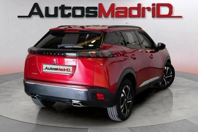 Usado Peugeot 2008 Allure 131 CV (96 kW) 2020 Rojo SUV