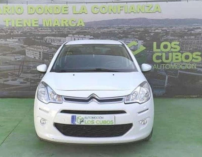 Blanco Usado 2013 Citroën C3 Attraction Utilitario | 6100 € (Precio justo) - Imagen 1/4