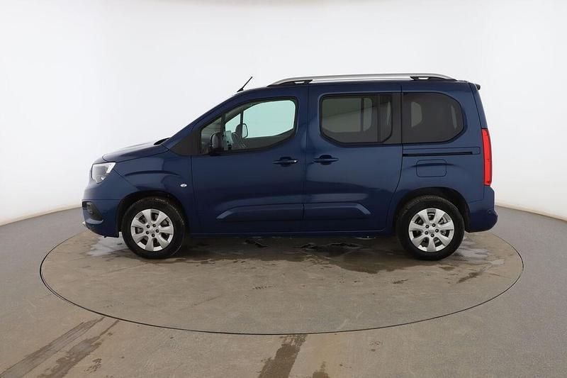 Usado Opel Combo Life Ultimate 131 CV (96 kW) 2022 Azul Monovolumen
