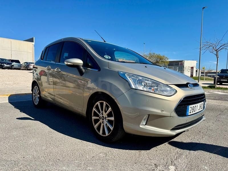 Usado Ford B-MAX Titanium 95 CV (69 kW) 2015 Beige Monovolumen
