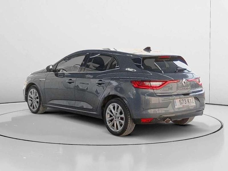 Usado Renault Mégane IV Zen 140 CV (102 kW) 2019 Gris Utilitario