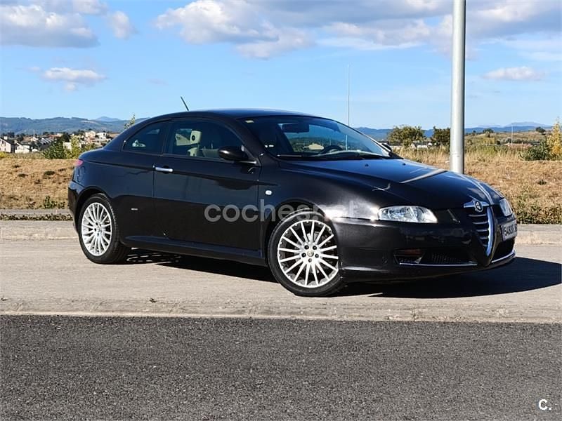 Negro Usado 2006 Alfa Romeo GT Distinctive Coupe | 5000 € (Precio justo) - Imagen 1/4