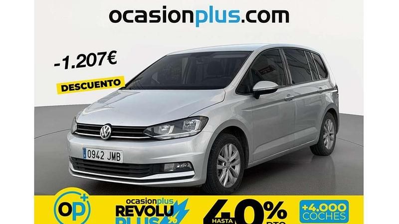 Usado VW Touran Edition 110 CV (80 kW) 2016 Plateado Monovolumen